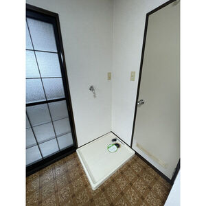 Vintage Studio Condo in Kitahoncho 9