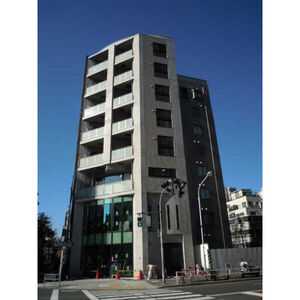 秋葉原　デ・プレ 0