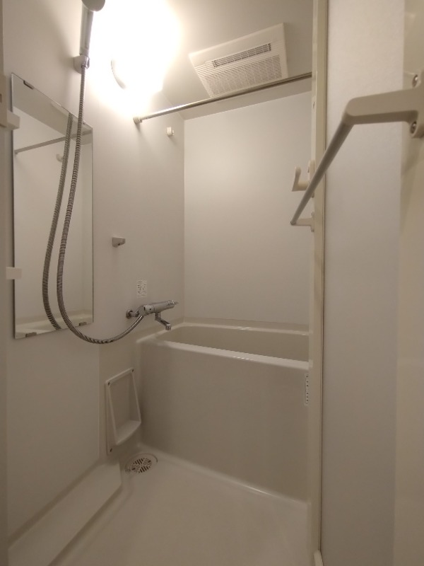 Modern Studio Condo Near Station in Kugayama 6
