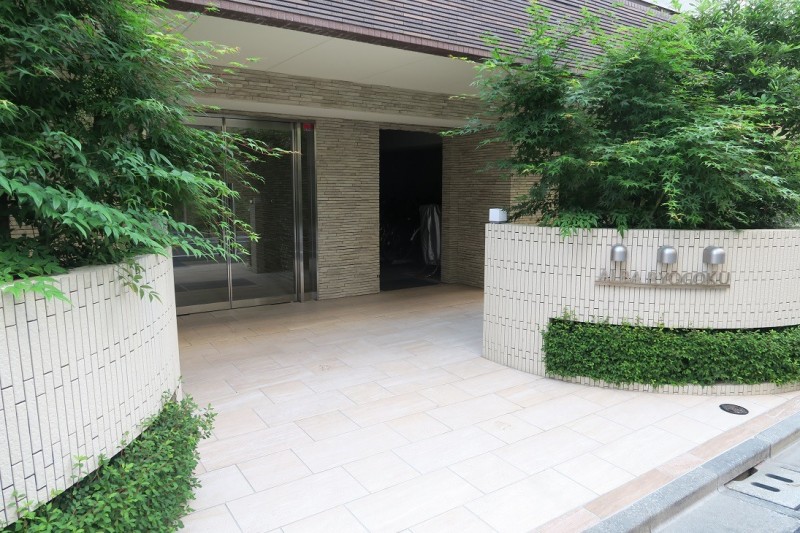 Studio Condo Near Station in Honjo 2