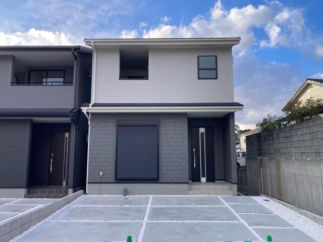 Brand New 4-Bedroom House in Takabatakecho 9