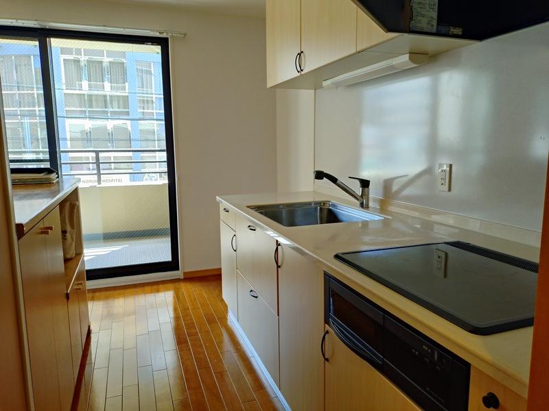 3-Bedroom Condo Near Station in Noji 5