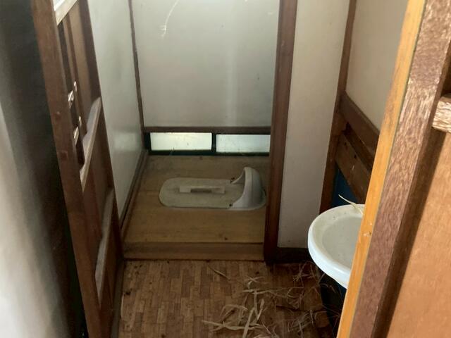 Vintage 4-Bedroom House with a Garden in Nakosomachi (kokozura) 8