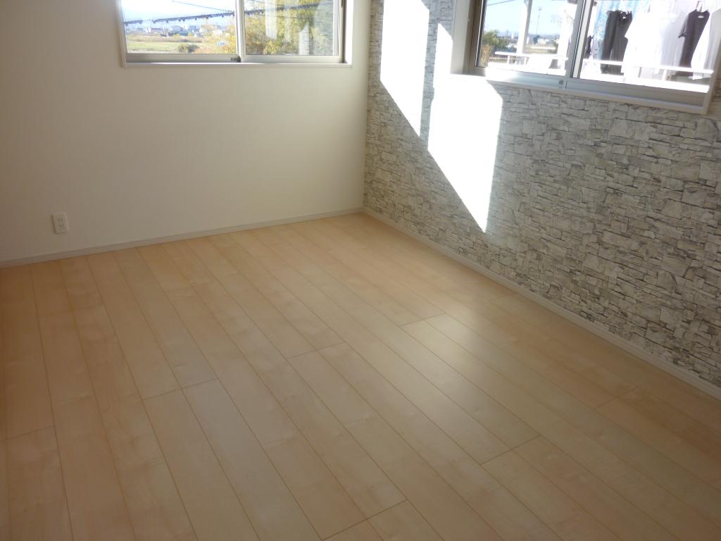 Modern 4-Bedroom House in Furuichicho 4