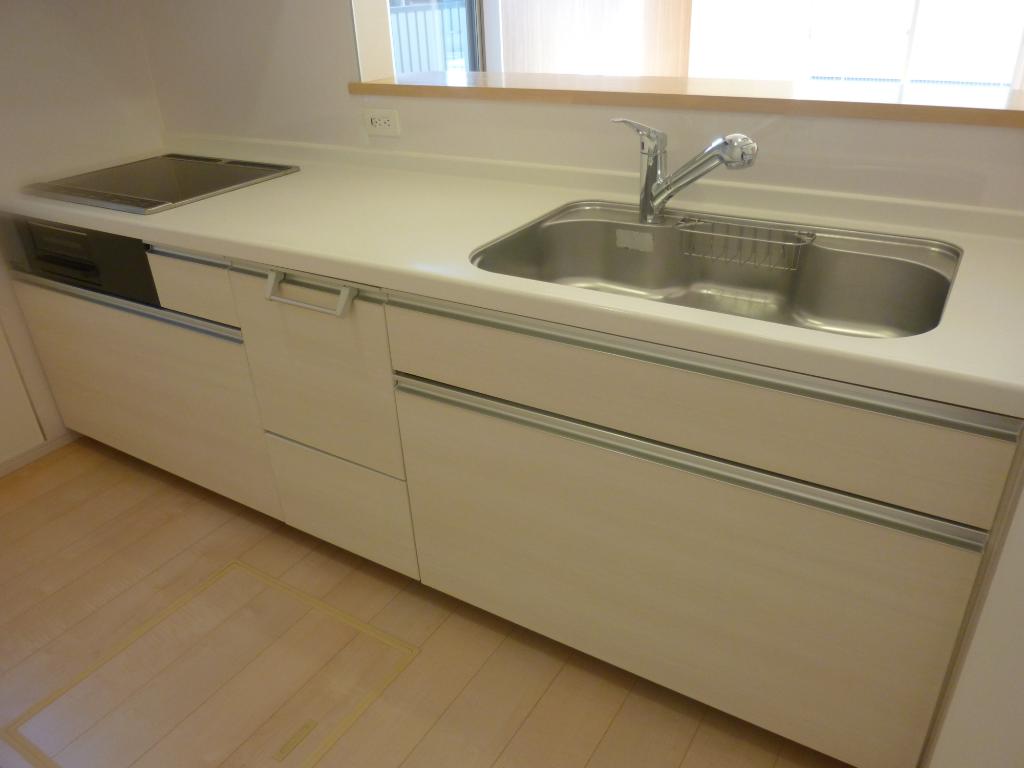 Modern 4-Bedroom House in Furuichicho 8