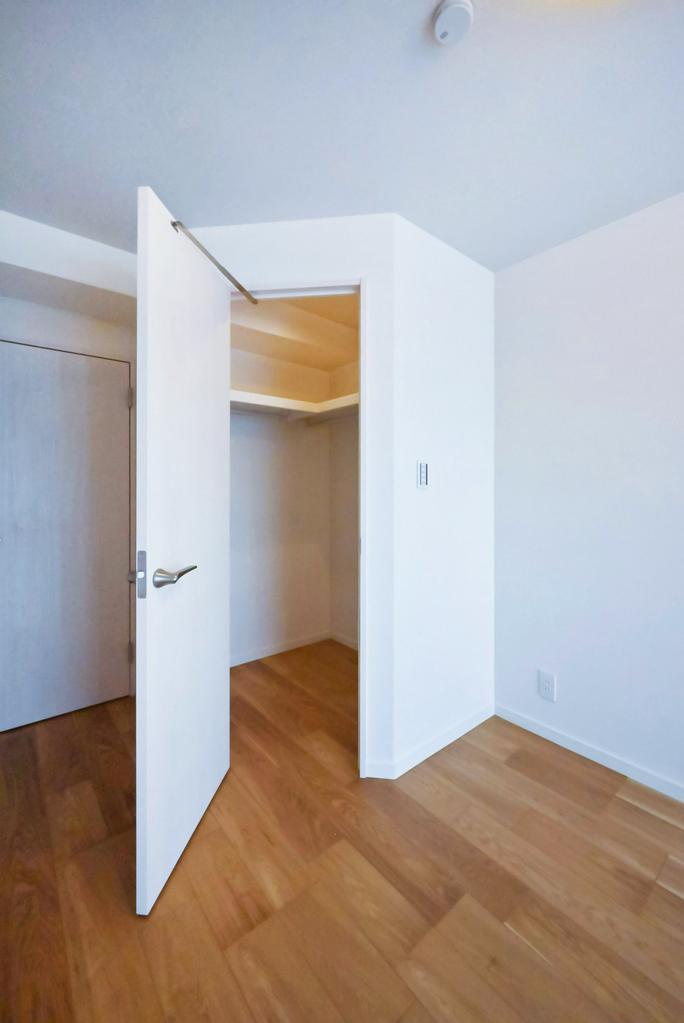 Charming 2-Bedroom Condo Near Station in Ojihoncho 6