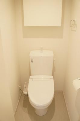 Modern Studio Condo in Minamiyawata 6