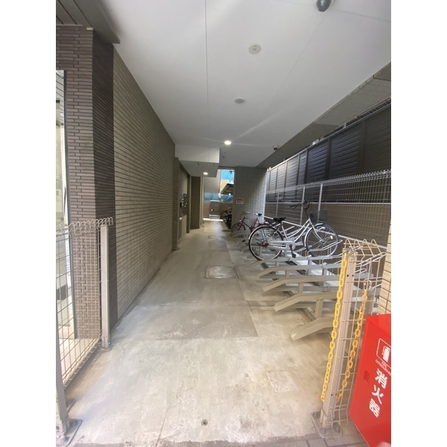 ラクラス市川 3