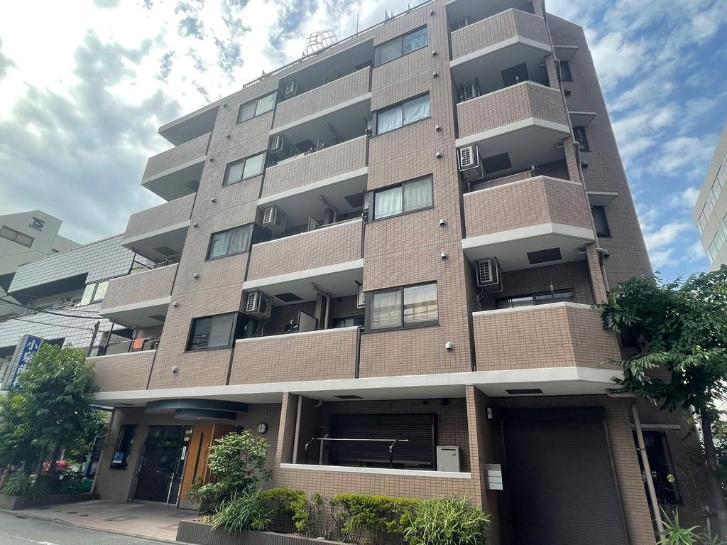 Studio Condo Near Station in Kameido 0