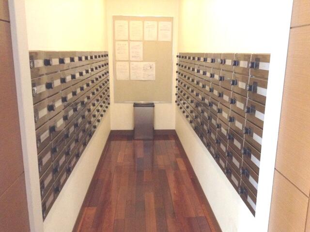 1-Bedroom Condo Near Station 9