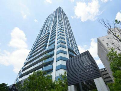 1-Bedroom Condo Near Station 2