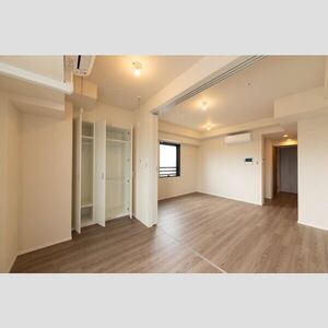 Modern 1-Bedroom Condo in Asakusabashi 3