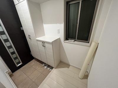 3-Bedroom House in Minamiwataridacho 9