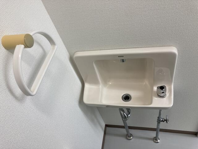 Spacious Property Near Station in Nakamachidai 6