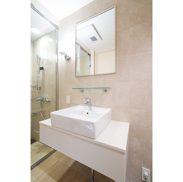 1-Bedroom Condo in Konan shinagawaintashiteic-to(chika 8