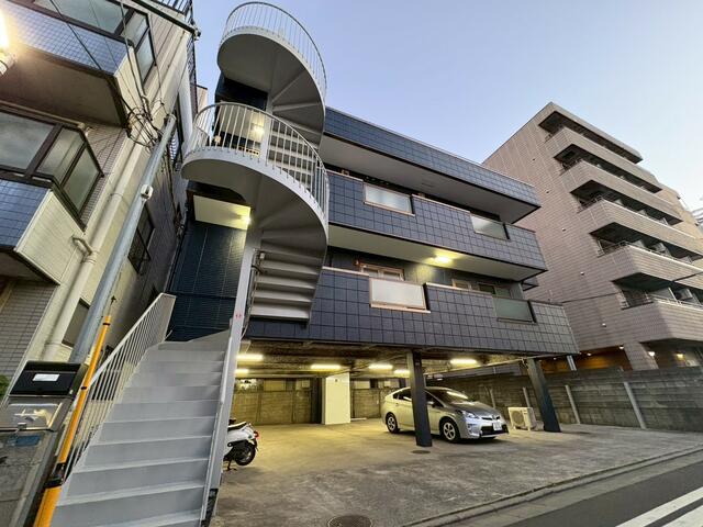 Spacious Property in Ikegamishincho 2