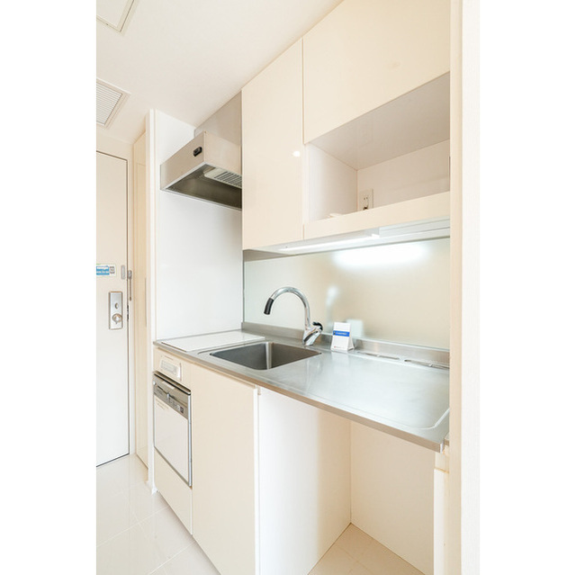 1-Bedroom Condo in Konan shinagawaintashiteic-to(chika 6