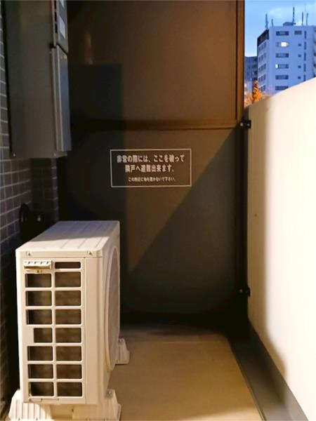 Modern Studio Condo in Kameido 8