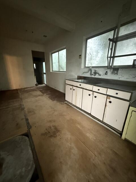 Classic 8-Bedroom House in Atamagawa 9