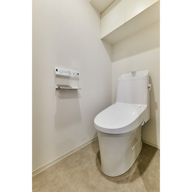 Brand New 1-Bedroom Condo in Ishiwara 9