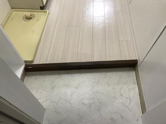 Vintage Studio Condo Near Station in Misono 6