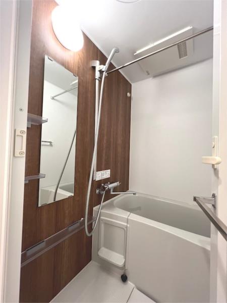 Modern Studio Condo in Kameido 5