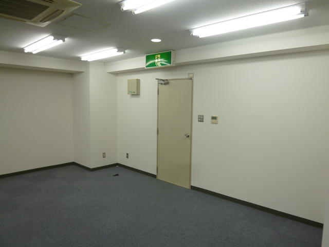 Well-Kept Property Near Station in Takashima 6