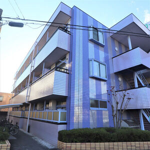 Studio Condo Near Station in Sato 3