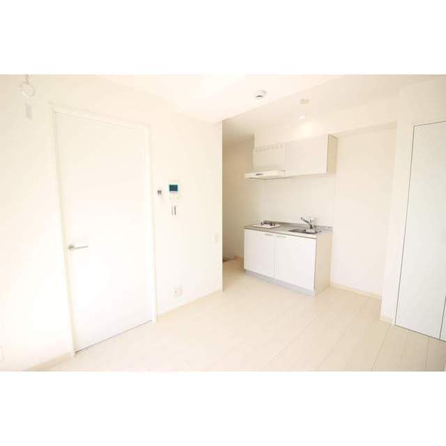 Modern Studio Condo Near Station in Chozoshinden 5