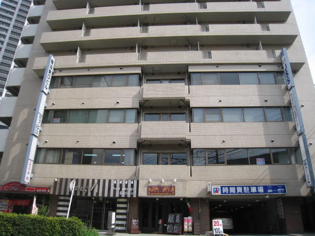 Well-Kept Property Near Station in Takashima 1