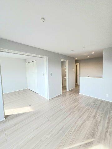 Brand New 2-Bedroom Condo in Shichizacho 3