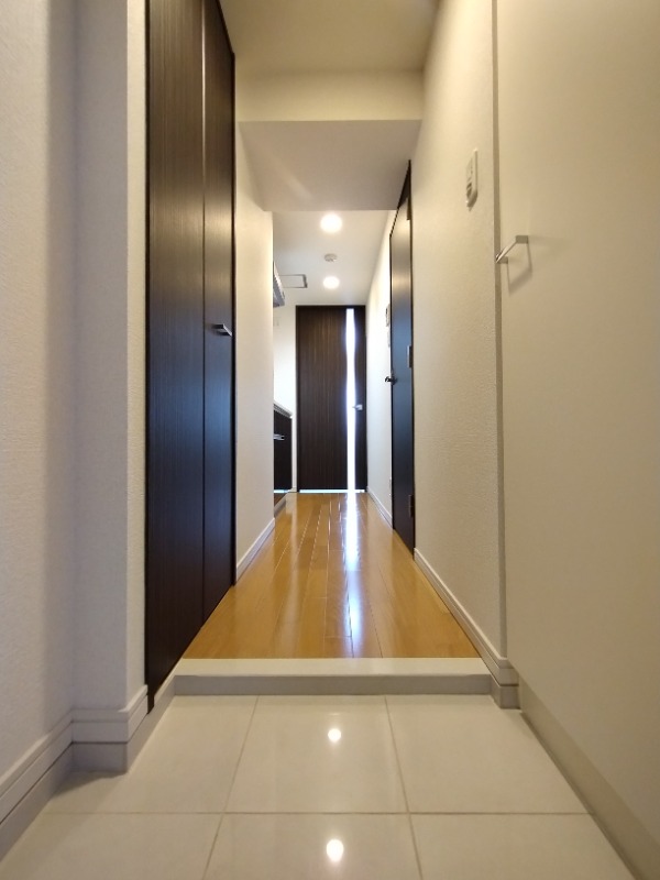 Studio Condo in Ebara 3