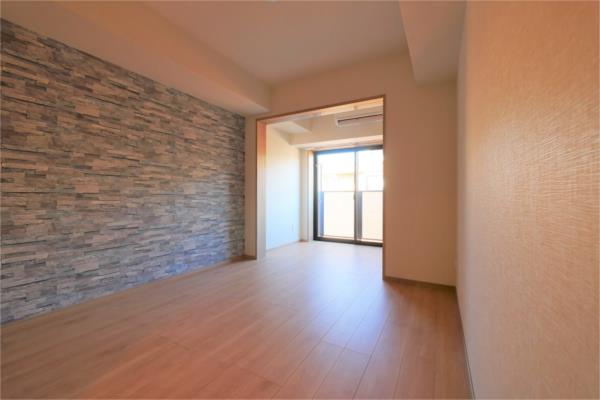 Modern 1-Bedroom Condo Near Station in Miyamaedaira 6