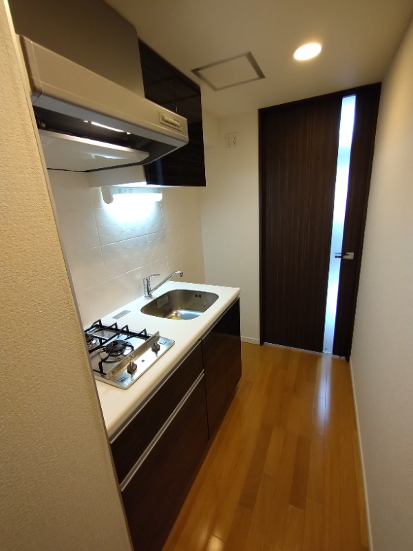 Studio Condo in Ebara 4