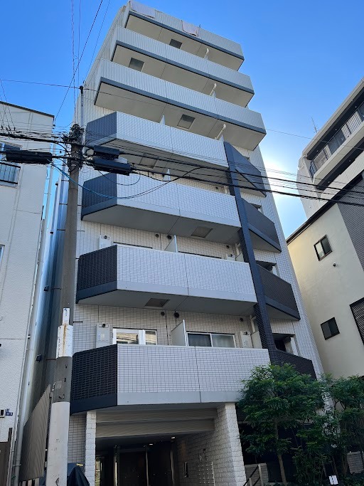 Studio Condo in Ebara 0