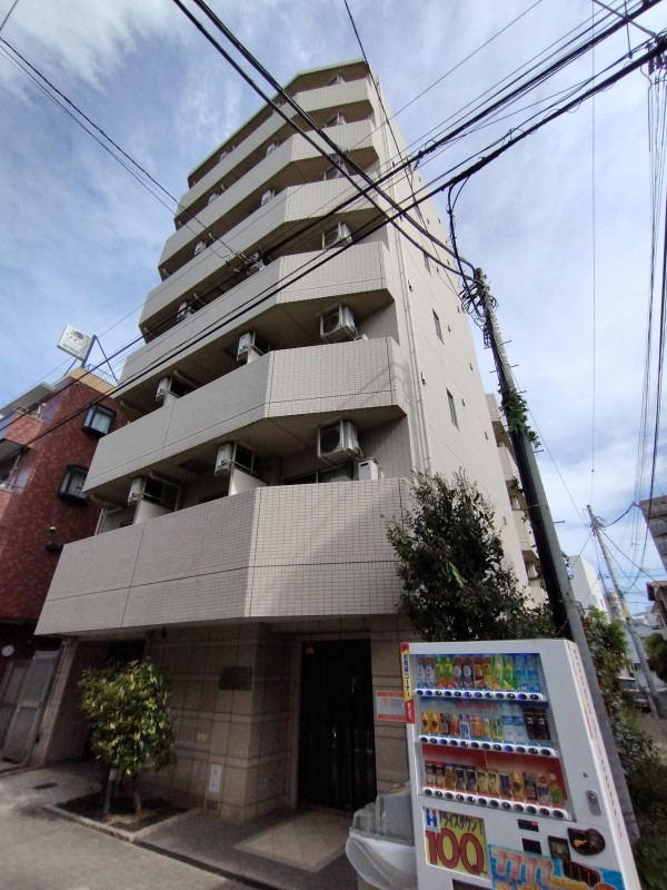 Studio Condo in Ebara 0