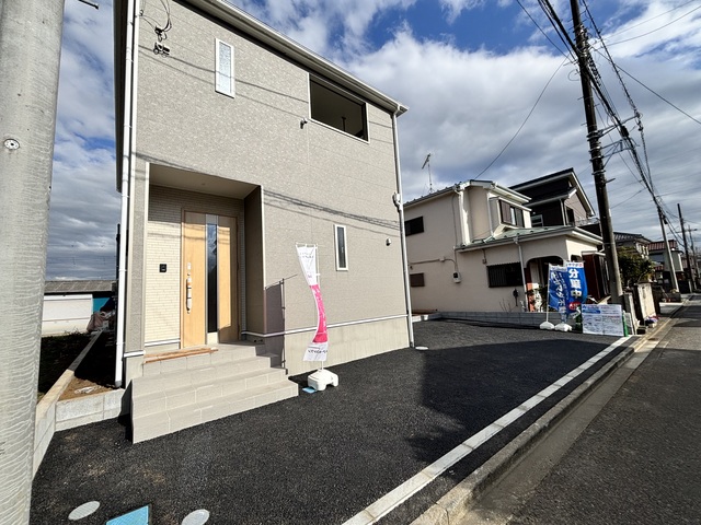 Brand New 4-Bedroom House in Sakamoto 2