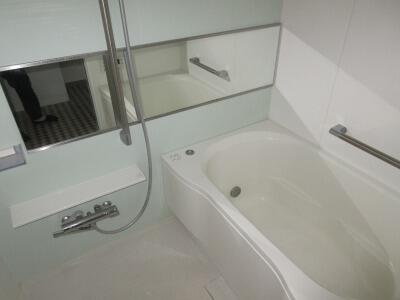Charming 3-Bedroom Condo Near Station in Kamikodanaka 5