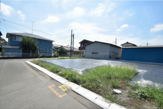 Brand New 4-Bedroom House in Sakamoto 3
