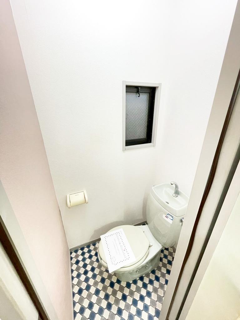 Well-Kept 6-Bedroom Property in Wagahara 2