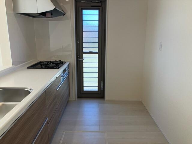 Brand New 4-Bedroom House in Gotoyama 4