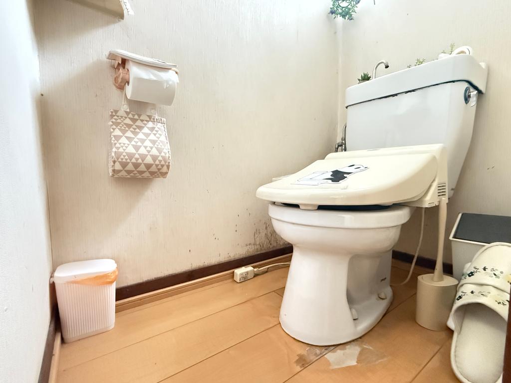 Classic 4-Bedroom House in Koyocho 4