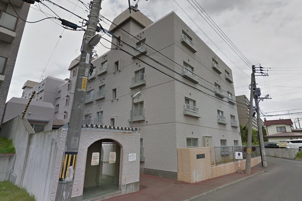 Charming 3-Bedroom Condo in Sumikawa 5-jo 9