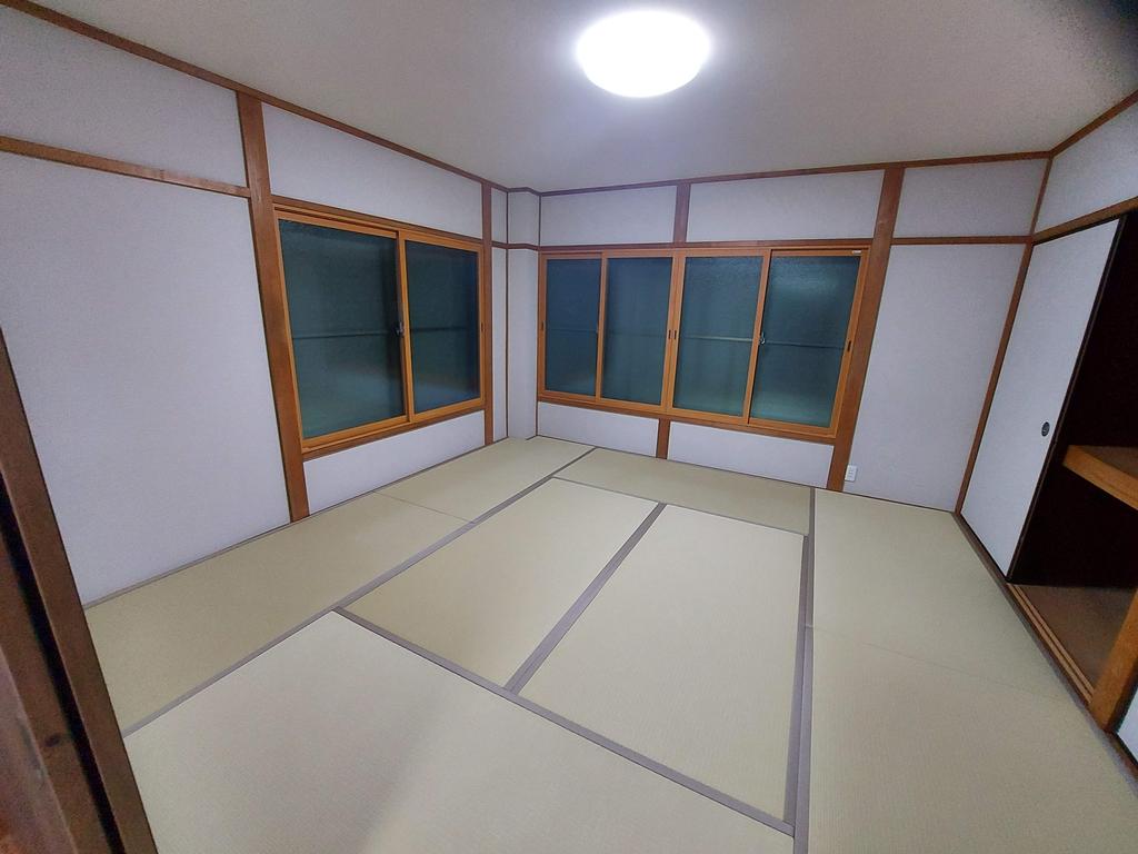 Classic 4-Bedroom House in Shimoshingashi 7
