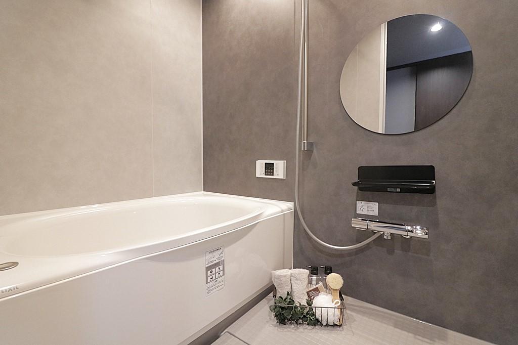 3-Bedroom Condo Near Station in Suwa 3