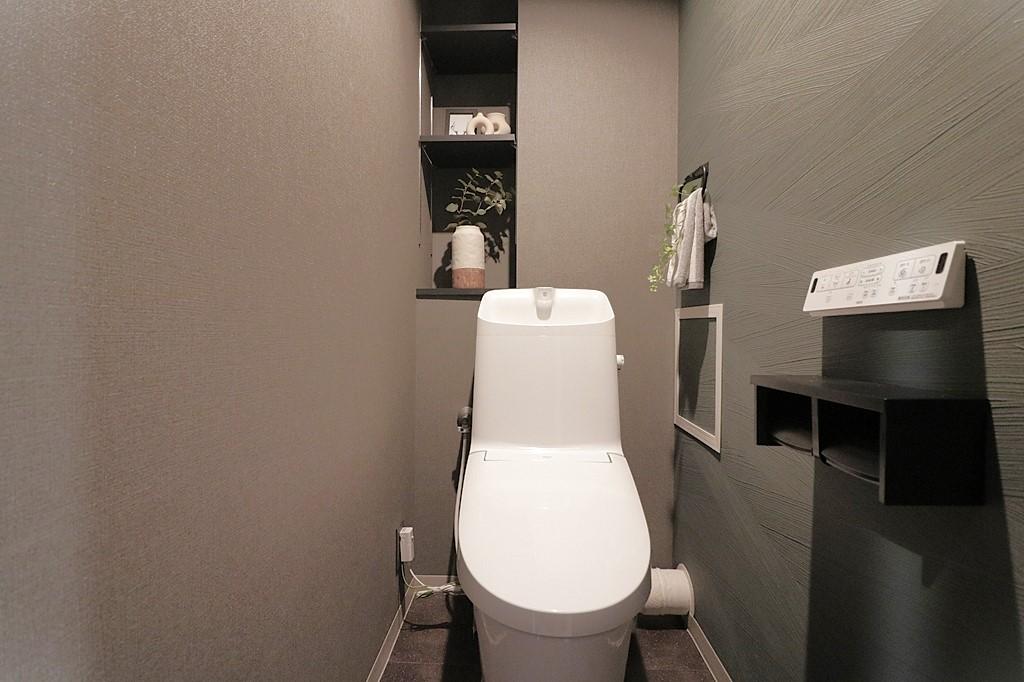 3-Bedroom Condo Near Station in Suwa 5