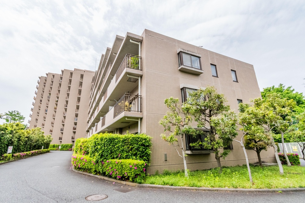 3-Bedroom Condo in Minamidaira 8