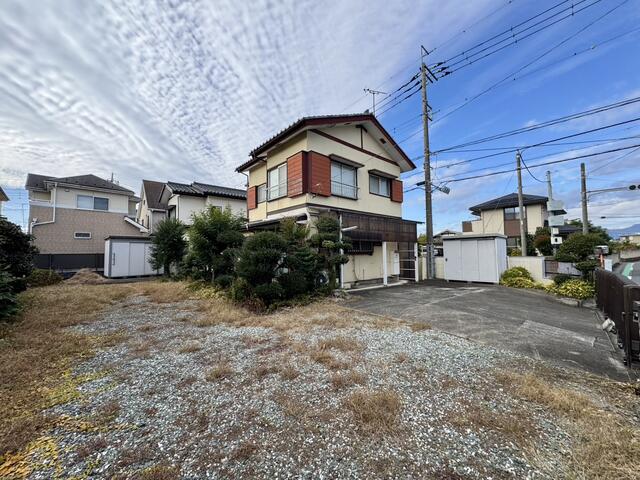 Land in Hamajirimachi 1