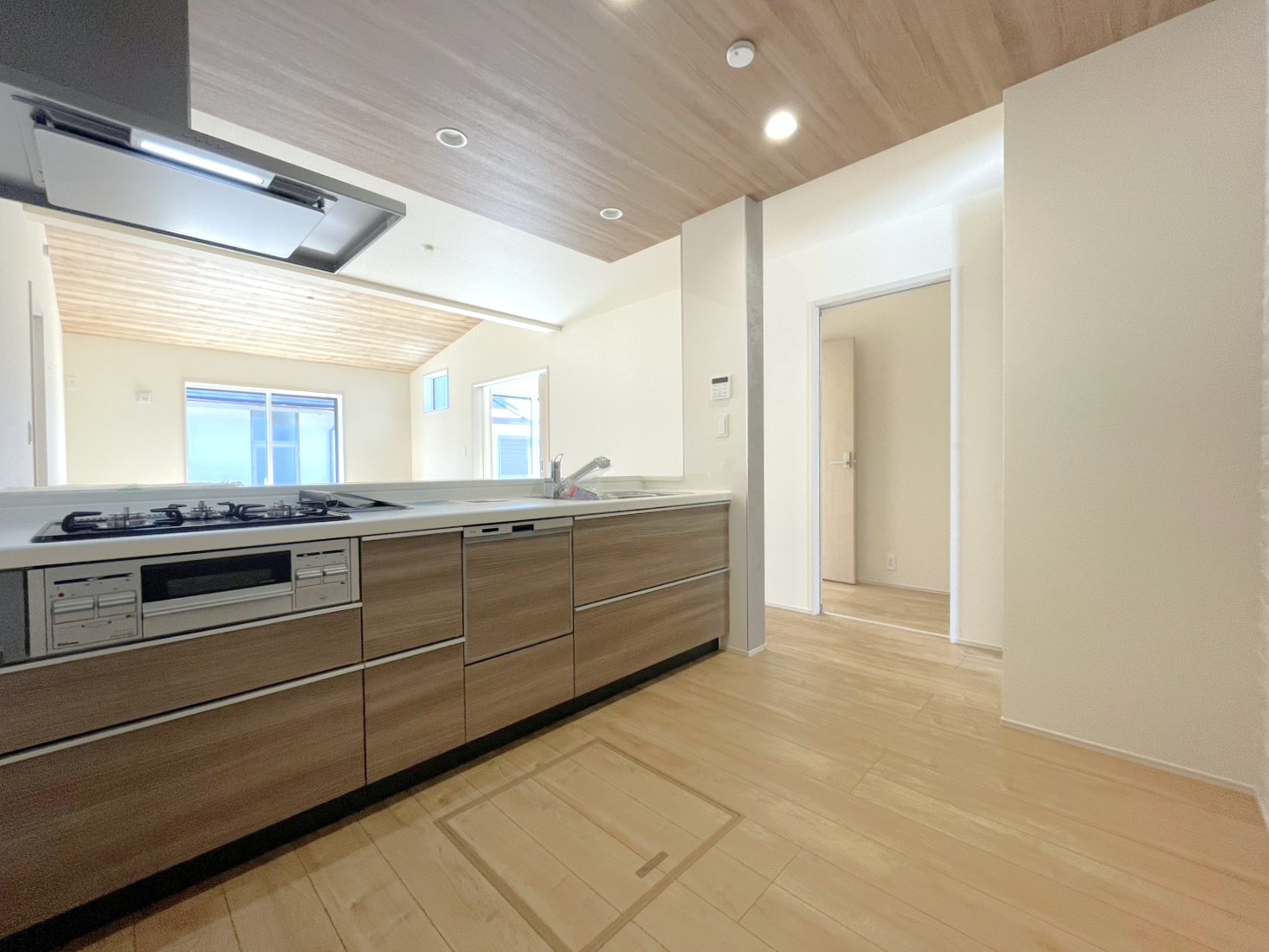 Brand New 3-Bedroom House in Kashiwabarashinden 6