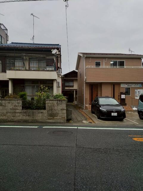 Well-Kept 4-Bedroom House Near Station in Manatsuru 2